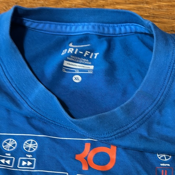 Nike KD Blue Short Sleeve Tee with Graphic Design, Dri Fit, XL - Picture 2 of 5